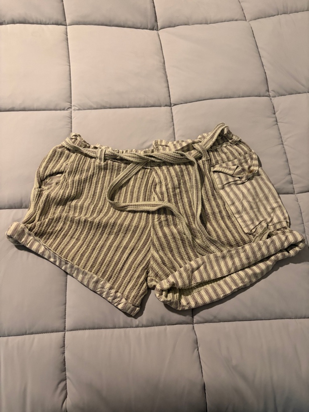 Striped Drawstring Women’s Bermuda Shorts in Beige